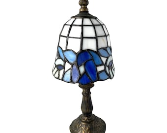 Vintage Stained Glass Tiffany Style Table Lamp Blue & White Floral