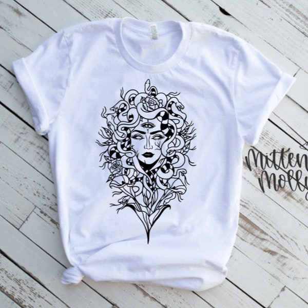 Medusa Pin Decoration Short Sleeve T-Shirt