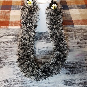 Hawaiian Dog Lei