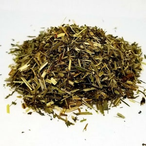 Organic Cleavers Herb Galium aparine Dried and sifted image 1
