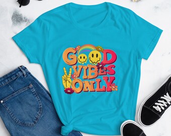 Good Vibes Only positive energy groovy style retro vibes happy colors feel-good tee peace and love Women's short sleeve t-shirt