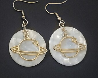 Gold Planet Statement Dangle Earrings, Iridescent Space Earrings, Saturn Planet Earrings, Outer Space Gold Earrings, Statement Earrings