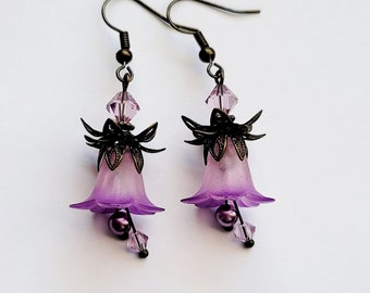 Victorian Purple Flower Earrings, Elegant Purple Crystal Floral Dangle Earrings, Purple Pearl and Crystal Flower Drop Earrings