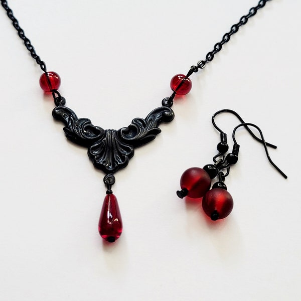 Red Black Necklace - Etsy