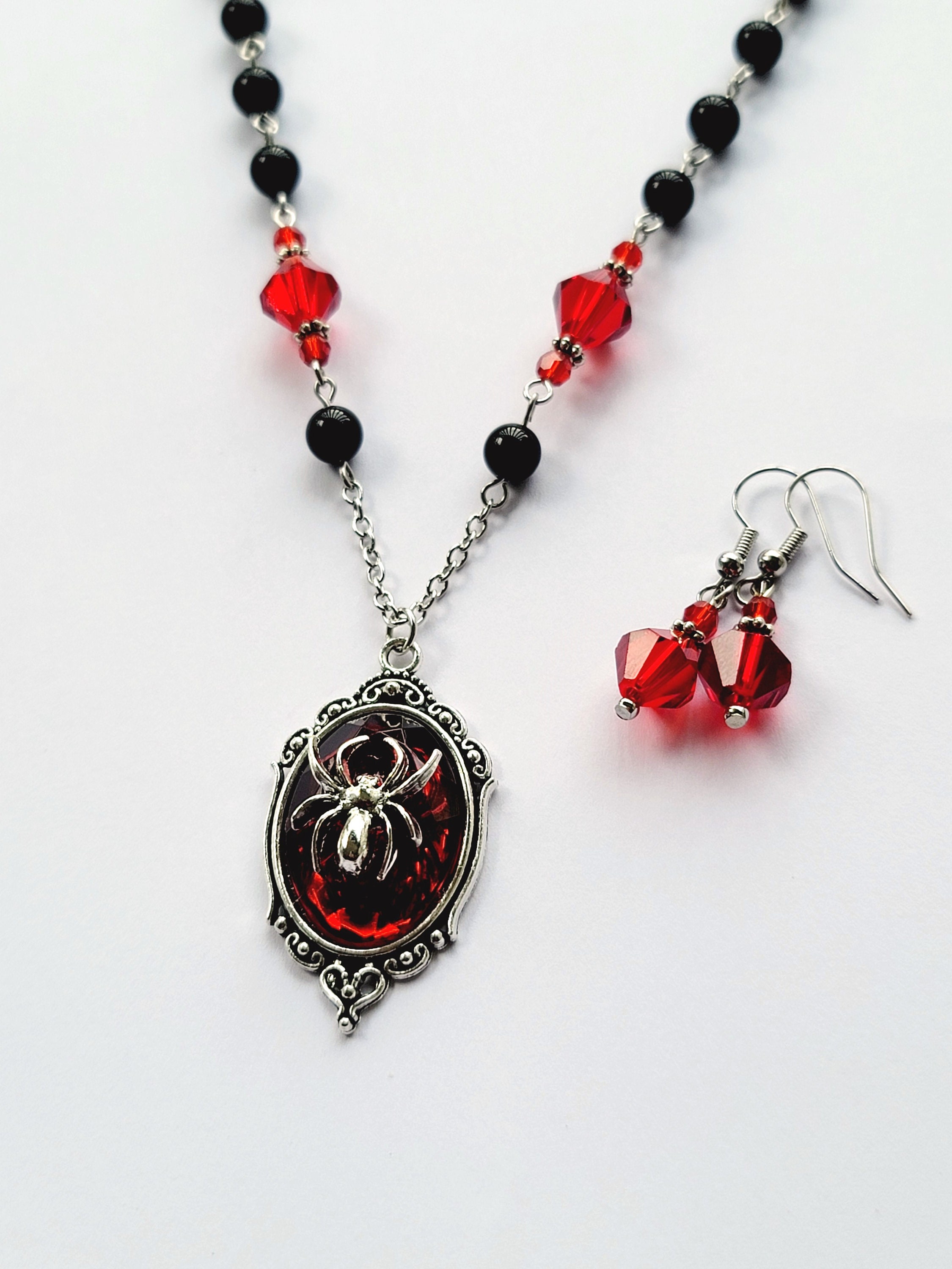 Vintage Gothic Spider Bat Gothic Pendant With Red Crystal And Black Beads  For Women 2023 Fashion Jewelry For Parties And Events From Motoitems,  $12.57