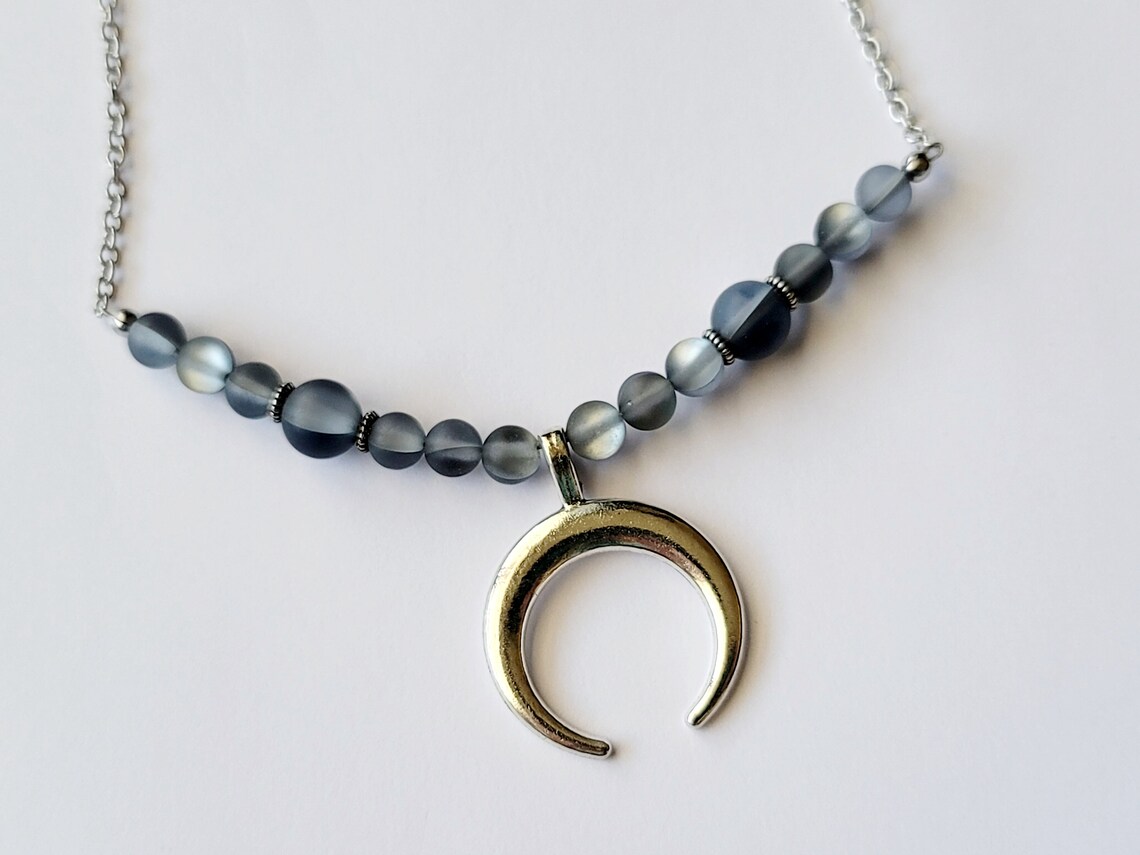 aura glow silver