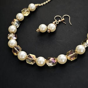 Golden Crystal and Pearl Jewelry Set, Elegant Pearl Necklace, Iridescent Crystal Necklace, Gold Wedding Jewelry Set, Bridesmaids Jewelry