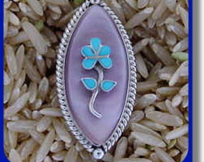 Pink Mussel Shell With Flower Ring - Etsy