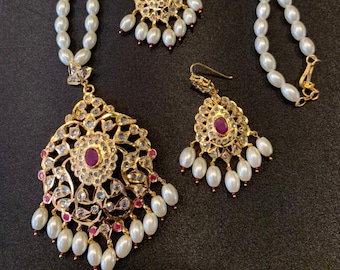 Ruby Jadau Pendant Set: Long Pearls Mala & Earrings