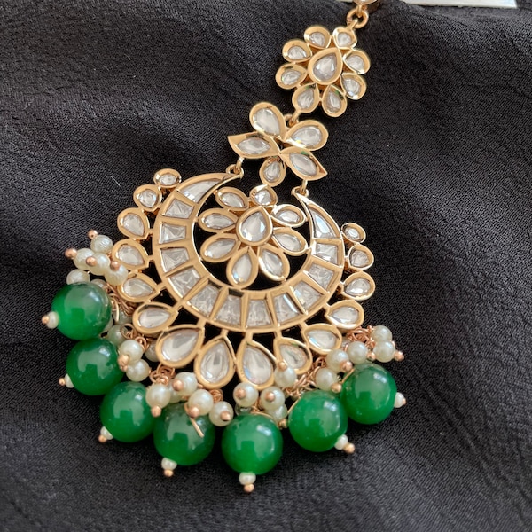 Kundan jadau geeen maangtikka/uncut Polki tikka with green beads