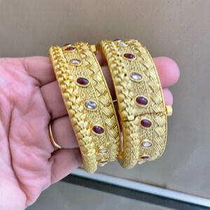Gold bangles red stones/Kundan gold kadas/Indian bangles/Pakistani bangles