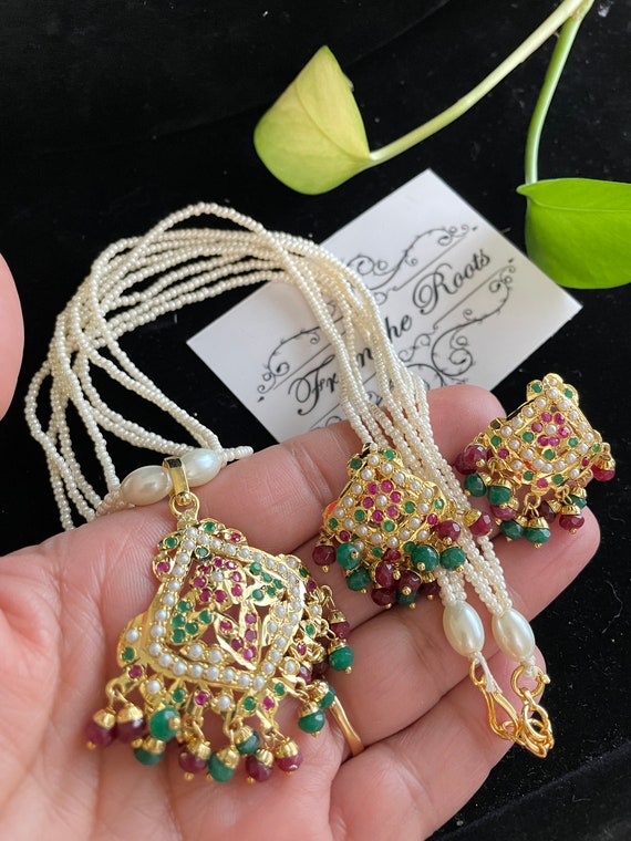 Red N Green Jadau Pendant Set With Pearls Mala punjabi Jaddau Hydrabadi Jadau pakistani Style Traditional Pendant N Tops Etsy Canada