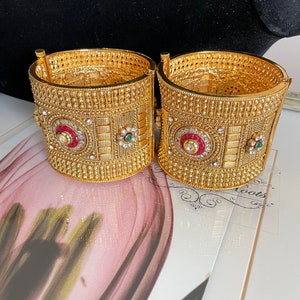 Bridal gold bangles with stone work/wide gold kadas with stone work/Pakistani kangan/Indian bangles