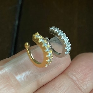 Dainty Diamond nosering/Dainty Nosering/for non pierced /snap on Nath/ Nose Ring/ Clip on