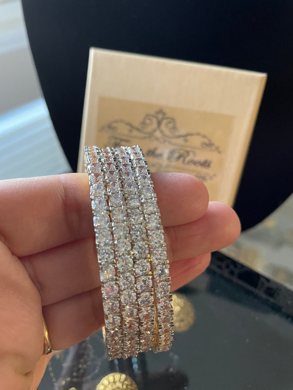Diamond look bangle online