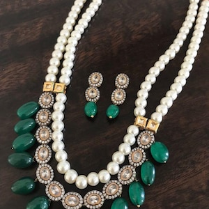 Kundan n Pearls n green beads long mala set/long Victorian  pearls necklace set/Indian necklace/Pakistani necklace