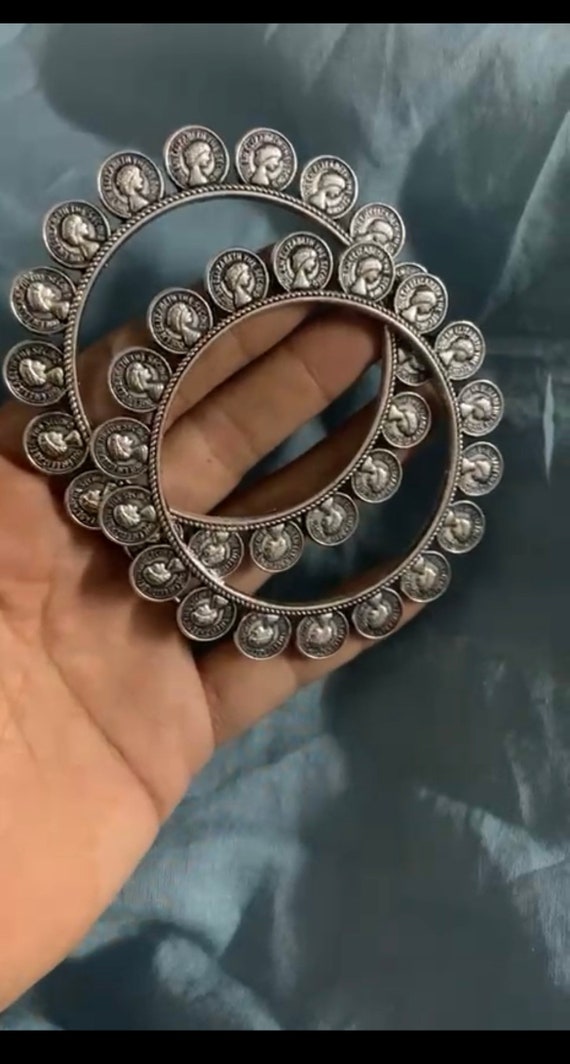 Silver colour shop metal bangles