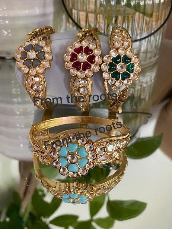 Designer Antique Golden Kundan Bracelet – Gehna Shop