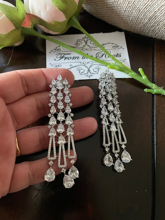 Share 137+ long silver earrings for wedding best