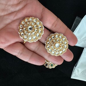 Big round deals gold tops