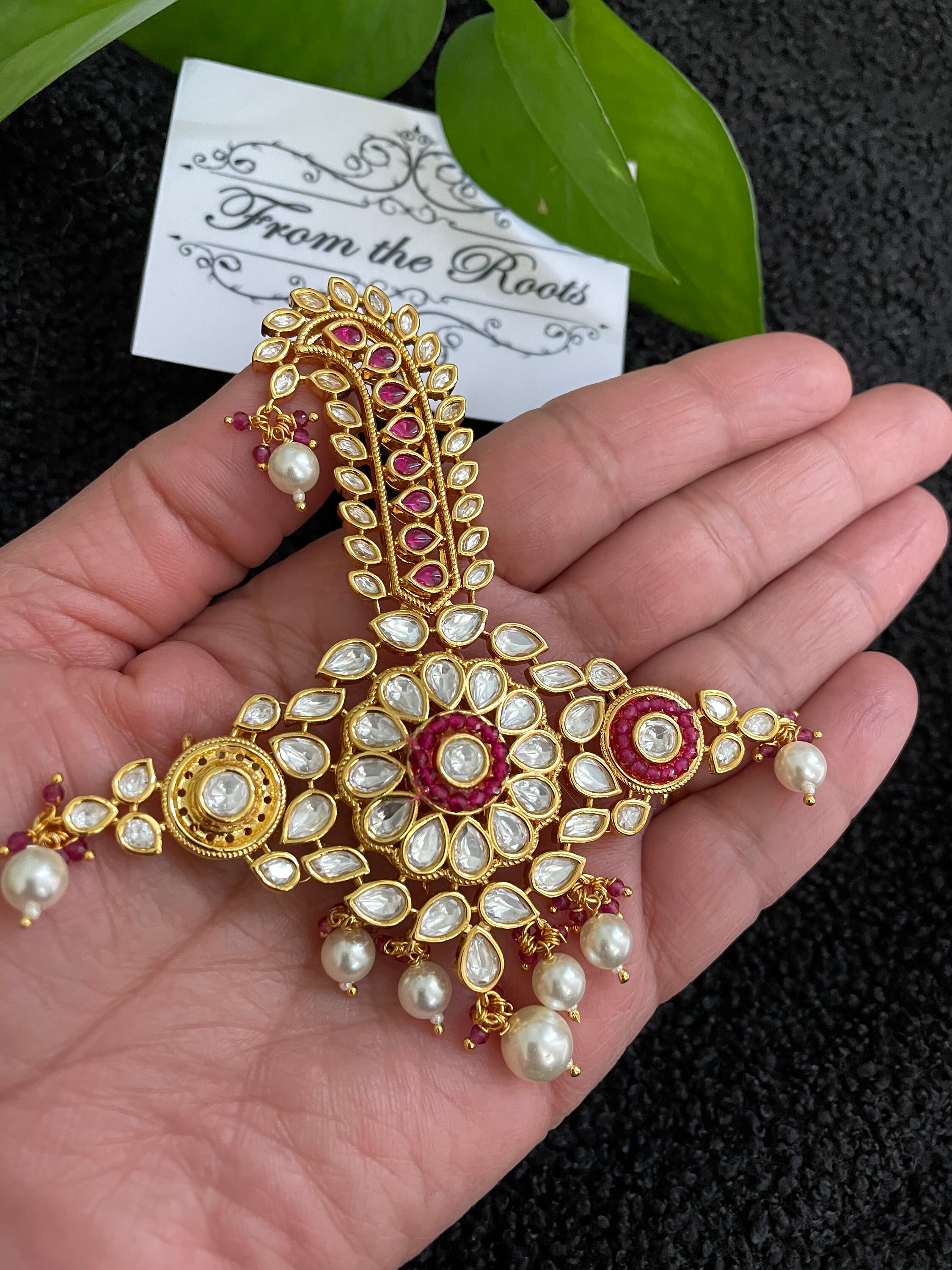 Kundan kalgi shop