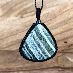 swiss opal green necklace for women, opal pendant for men,macrame gemstone pendant,healing crystal necklace for men,tribal jewelry handmade