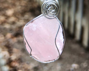 Rose Quartz necklace, Rose Quartz jewelry , Quartz necklace, Raw crystal necklace, Heart chakra, Quartz necklace, wire wrapped pendant men