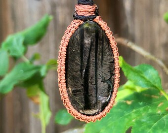 Hypersthene pendant for  men, Hypersthene necklace men, gemstone pendant for men, macrame necklace for men, macrame gemstone necklace,