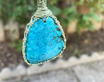 Turquoise necklace men, turquoise pendant women, macrame necklace for men, macrame gemstone necklace, christmas gifts, turquoise jewelry
