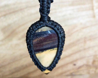 Picture jasper pendant necklace, desert jasper necklaces for women, macrame jewellery stone necklace, macrame gemstone necklace,fancy jasper