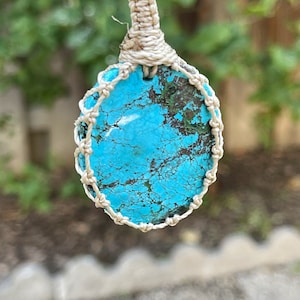 Turquoise necklace men, turquoise pendant women, macrame necklace for men, macrame gemstone necklace, christmas gifts, turquoise jewelry