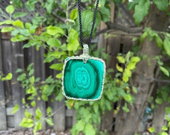 Malachite Necklace for women, Malchite jewelry handmade, Macrame gemstone pendant, macrame necklaces for women, macrame necklace for men