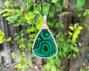Malachite Necklace for women, Malchite jewelry handmade, Macrame gemstone pendant, macrame necklaces for women, macrame necklace for men