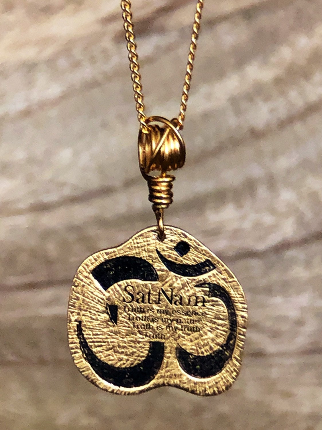 Ek Onkar Satnam Mantra Pendant 925 Gold Necklace Etsy Ek Onkar Satnam Mantra Pendant 925 Gold Necklace Etsy