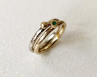 Hammered 14k gold ring set, Yellow gold and white gold ring set, Ring set with gemstone, Stacking rings with Emerald, Girlfriend gift idea