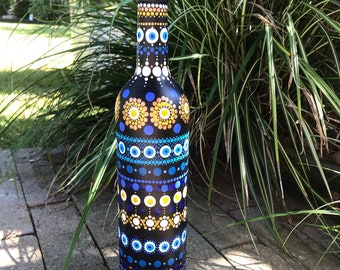 Dot Mandala Wine Bottle