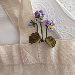 Crochet Purple Pansies Flower Brooch: Wedding flower boutonniere, Thank you gift, Handmade brooch. Mother’s Day Gift. Meaning gift