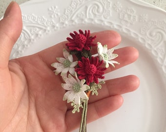 Crochet Waratah and Flannel flowers Brooch, Wedding flower boutonniere, Thank you gift, Handmade brooch. Mother’s Day gift. Meaning gift.