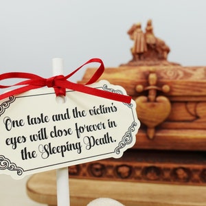 Poisoned Apple Spell Tags - 10 Count Snow White Inspired (Candy Apple Labels - Party Treat Tags - Favors - Goodie Bags)