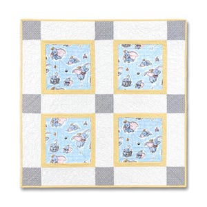 Handgemachte Patchwork Krippe Quilt | Kuscheldecke fürs Kinderzimmer