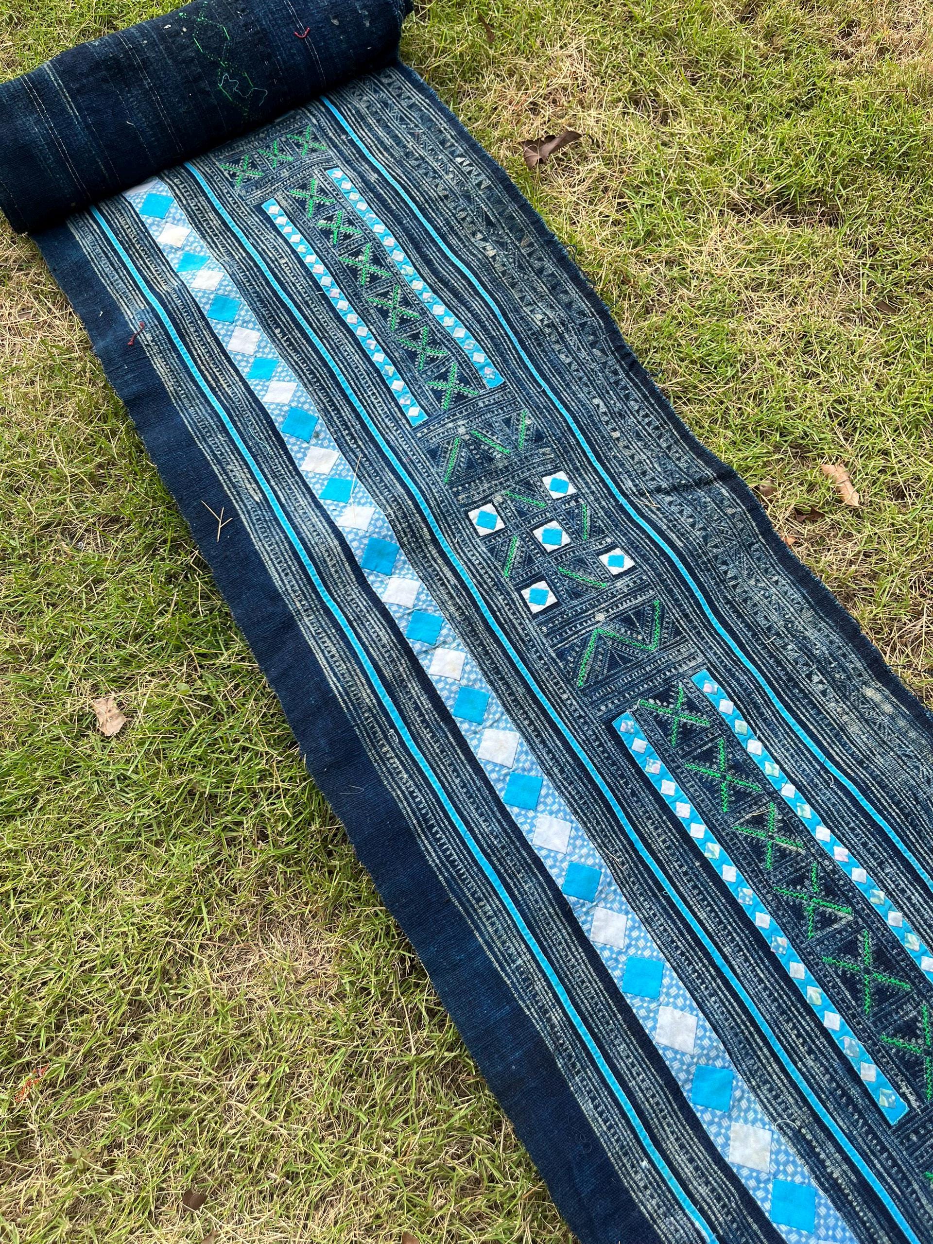 Hmong Rug Hmong Vintage Textiles | Antique Cloth, Hmong Hill Tribe Pattern ...