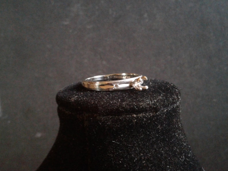 14k white gold Solitaire style Keepsake ring