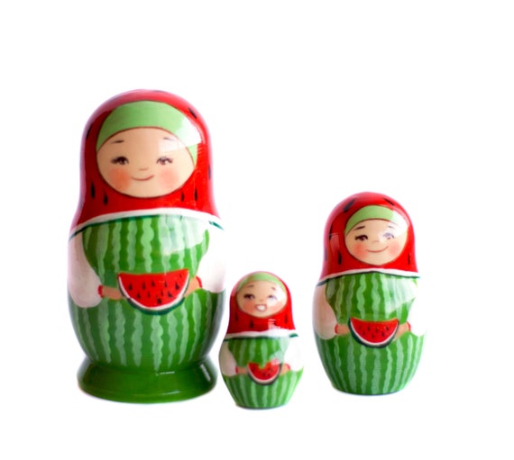 russian dolls wooden toys