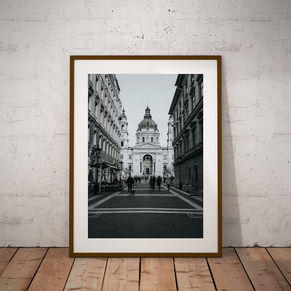 St. Stephen's Basilica Print, Wall Art, Budapest Europe City Travel Print, Black and White Art (DIGITAL PRINT)