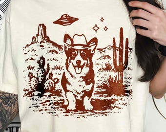 Cowboy Corgi Shirt for Women Men, Funny UFO Alien Tee, Vintage Desert Graphic T-shirt, Retro Cosmic Western Top, Dog Mom Dad Gift