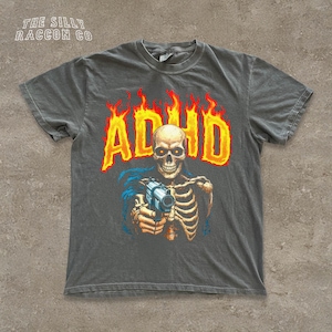 ADHS Shirt, lustiges Skelett T-Shirt für Männer und Frauen, Vintage Grafik T-Shirt, Edgy Alt Kleidung, sarkastisches Neurodianisches Humor Geschenk