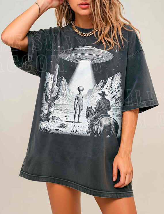 Alien Cowboy Comfort Colors® Shirt for Men Women Vintage Graphic Tee Western UFO Distressed T-shirt Grunge Aesthetic Cryptid Top