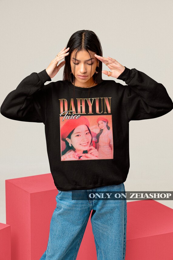 Twice Dahyun 90s Retro Bootleg Sweatshirt u0026 Hoodie Kpop - Etsy Denmark