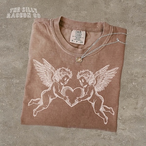 Vintage Cherub Angel Tee, Retro Cupid Heart Graphic Top, Soft Aesthetic Angelcore Graphic T-Shirt Women Men, Cute Valentine&#39;s Day Top Gift