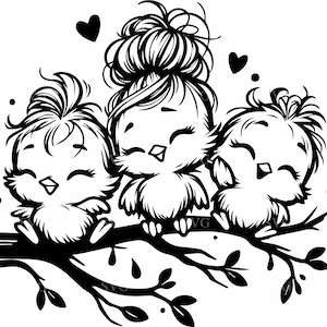 Puede incluir: Ilustración en blanco y negro de línea de tres pollitos. Dos pollitos están posados en una rama con hojas. El pollito del medio tiene un moño en el pelo.